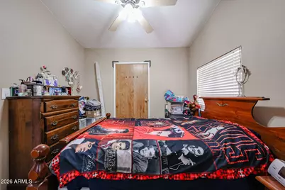 880 E 4th Avenue, Apache Junction, AZ 85119 - Photo 38