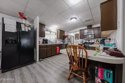 880 E 4th Avenue, Apache Junction, AZ 85119 - Photo 14