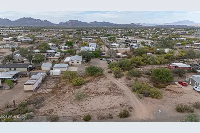 880 E 4th Avenue, Apache Junction, AZ 85119 - Photo 58