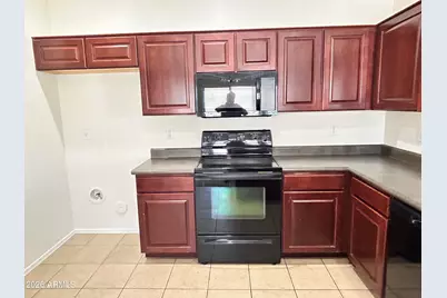 17218 W Country Gables Drive, Surprise, AZ 85388 - Photo 6
