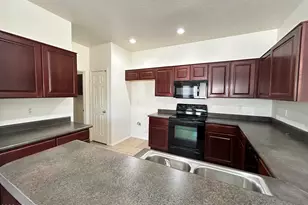 17218 W Country Gables Dr, Surprise, AZ 85388 - Photo 4