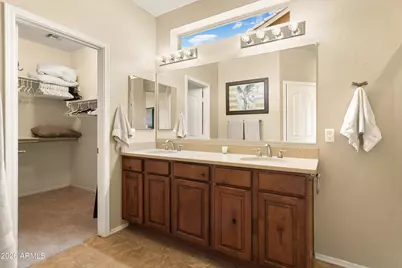 15724 W Roanoke Avenue, Goodyear, AZ 85395 - Photo 16