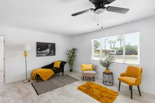 718 W 3rd Pl, Mesa, AZ 85201 - Photo 2