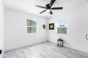 718 W 3rd Pl, Mesa, AZ 85201 - Photo 12