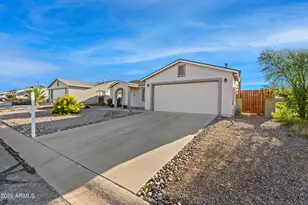 117 Buffalo Dr, Huachuca City, AZ 85616 - Photo 4