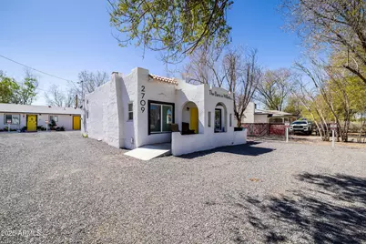 2709 E Willetta Street #FRNT, Phoenix, AZ 85008 - Photo 2