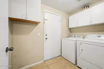 929 E Manor Drive, Chandler, AZ 85225 - Photo 34