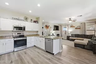8242 W Melinda Ln, Peoria, AZ 85382 - Photo 14