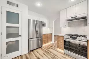 3428 E Windsong Dr, Phoenix, AZ 85048 - Photo 10