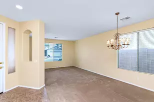 6013 W Park View Ln, Glendale, AZ 85310 - Photo 2