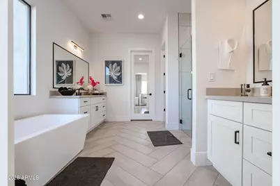 1612 E Creek Canyon Road, Phoenix, AZ 85086 - Photo 26