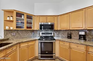 728 N Ocotillo Ln, Gilbert, AZ 85233 - Photo 16