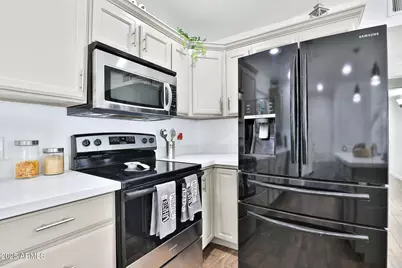 811 W Northern Avenue, Phoenix, AZ 85021 - Photo 10