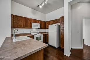 9233 E Neville Ave, Mesa, AZ 85209 - Photo 12