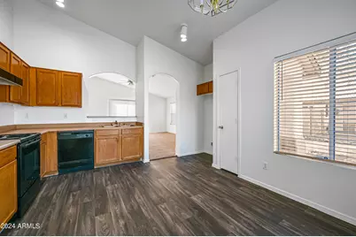8615 W Butler Drive, Peoria, AZ 85345 - Photo 10