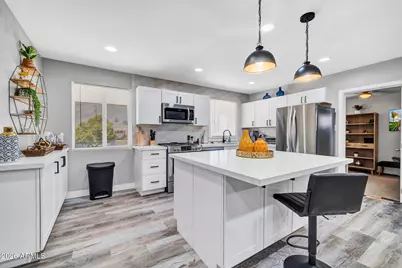 1214 W Highland Avenue, Phoenix, AZ 85013 - Photo 8