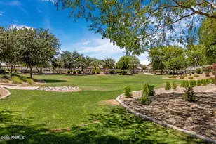 2122 W Ian Dr, Phoenix, AZ 85041 - Photo 28