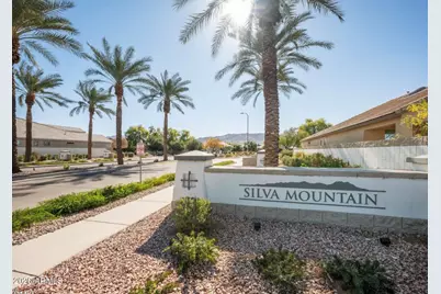 2122 W Ian Drive, Phoenix, AZ 85041 - Photo 2