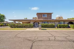 7335 North 11th St, Phoenix, AZ 85020 - Photo 1