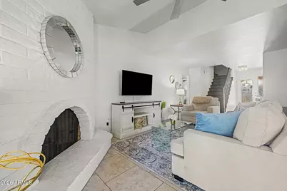 7335 N 11th Street, Phoenix, AZ 85020 - Photo 2