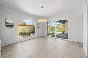 7335 North 11th St, Phoenix, AZ 85020 - Photo 8