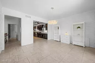 7335 North 11th St, Phoenix, AZ 85020 - Photo 6