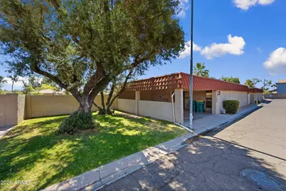 5233 N 15th Drive, Phoenix, AZ 85015 - Photo 1