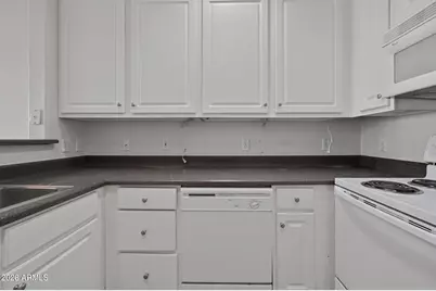 4455 E Paradise Village Parkway S #1122, Phoenix, AZ 85032 - Photo 6