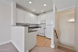 4455 E Paradise Vlg Pkwy S, Phoenix, AZ 85032 - Photo 4