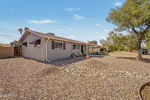 7040 N 22nd Dr, Phoenix, AZ 85021 - Photo 8