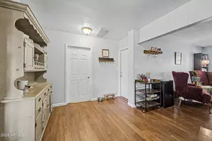 7040 N 22nd Dr, Phoenix, AZ 85021 - Photo 14