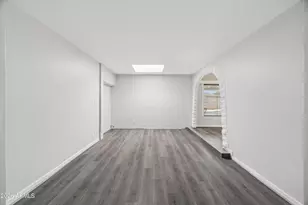 10631 N 37th Dr, Phoenix, AZ 85029 - Photo 16