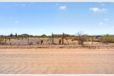 15750 W Duane Lane #94, Surprise, AZ 85387 - Photo 2