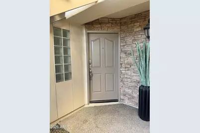 3235 E Camelback Road #118, Phoenix, AZ 85018 - Photo 2