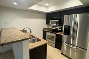 3235 E Camelback Rd, Phoenix, AZ 85018 - Photo 8
