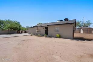2939 E Angela Dr, Phoenix, AZ 85032 - Photo 4