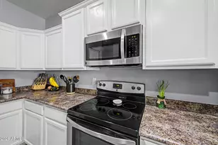 13347 N 151st Dr, Surprise, AZ 85379 - Photo 12