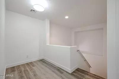39768 N High Noon Way, Phoenix, AZ 85086 - Photo 12