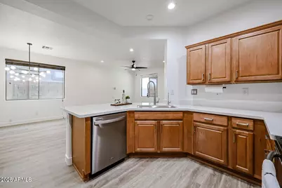 39768 N High Noon Way, Phoenix, AZ 85086 - Photo 6