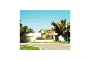 5830 N 44th Pl N, Phoenix, AZ 85018 - Photo 1