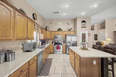 17212 W Ashley Drive, Goodyear, AZ 85338 - Photo 16
