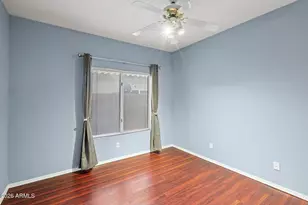 908 E Mountain Sage Dr, Phoenix, AZ 85048 - Photo 20