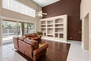 908 E Mountain Sage Dr, Phoenix, AZ 85048 - Photo 8