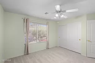 908 E Mountain Sage Dr, Phoenix, AZ 85048 - Photo 36