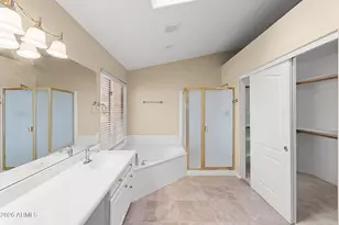 908 E Mountain Sage Dr, Phoenix, AZ 85048 - Photo 30
