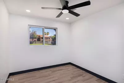 958 W Main Street, Mesa, AZ 85201 - Photo 10