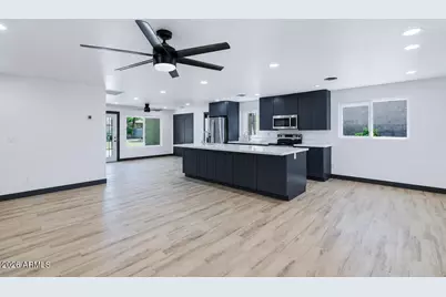 958 W Main Street, Mesa, AZ 85201 - Photo 4