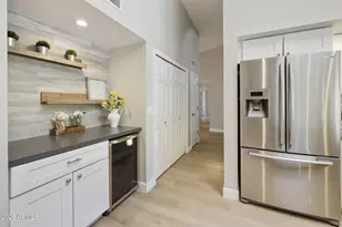 5701 E Anderson Dr, Scottsdale, AZ 85254 - Photo 6