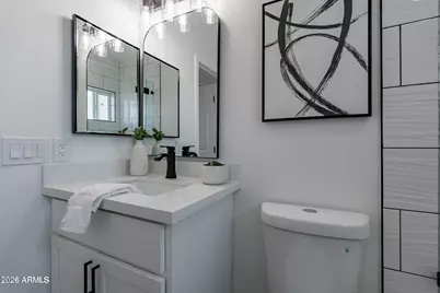 4815 S 28th Street #2, Phoenix, AZ 85040 - Photo 8