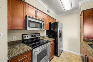 2025 E Campbell Ave, Phoenix, AZ 85016 - Photo 8